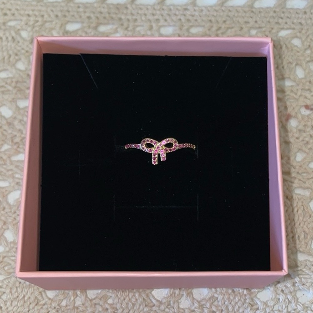 Bow Ring